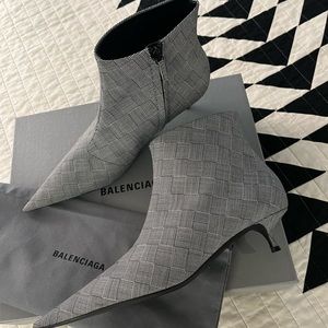 ⚡️PRICE DROP ⚡️BNIB Balenciaga Booties